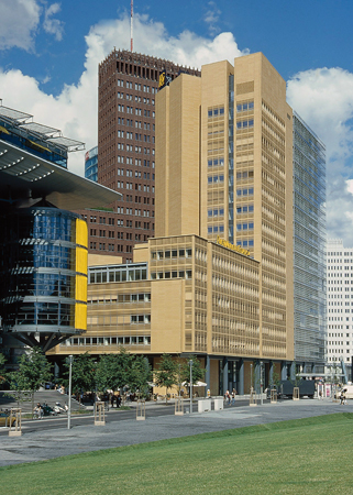 Debis tower in potsdamerrplatz